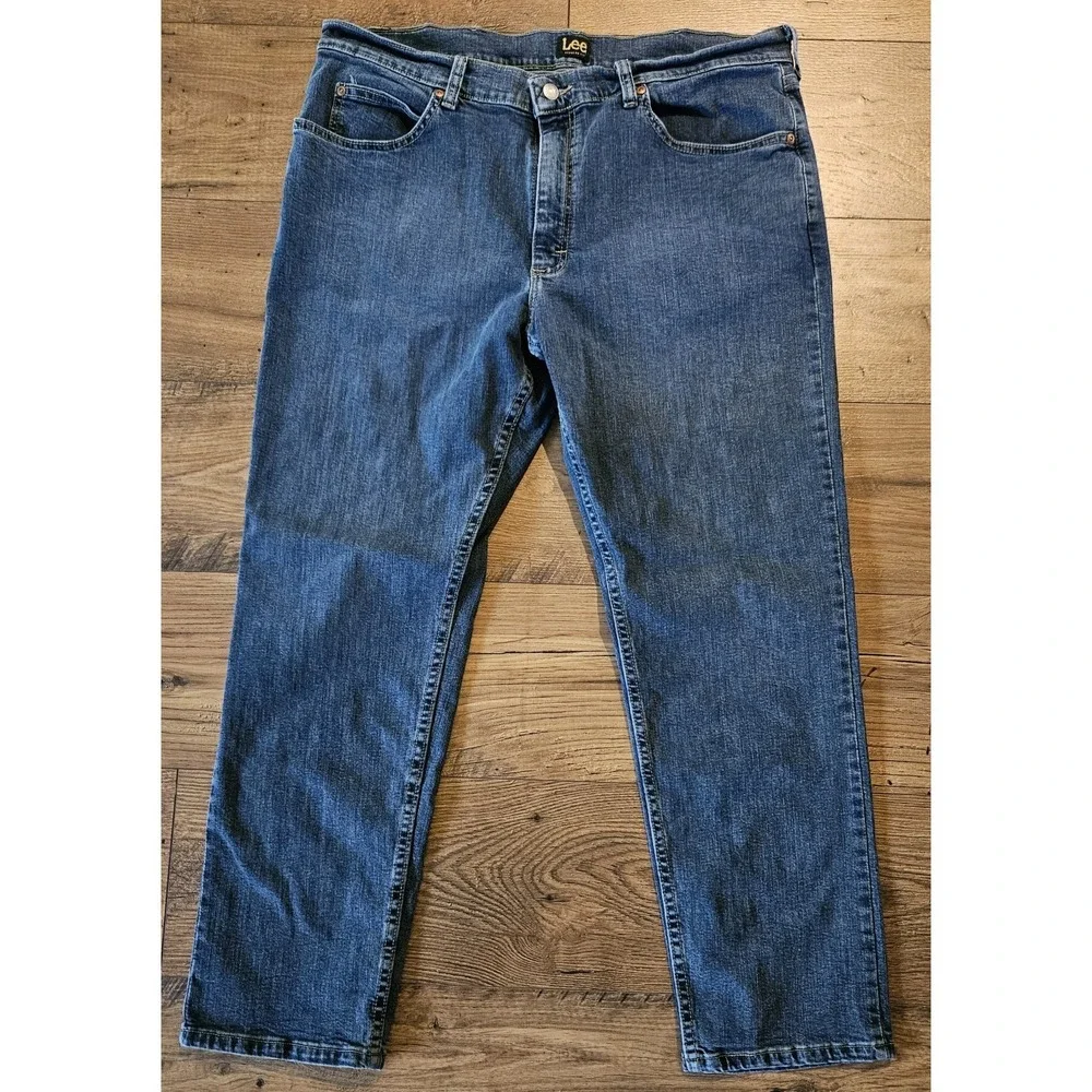 Lee Jeans Size 38x30 Mens Regular Fit Straight Leg (38x28)